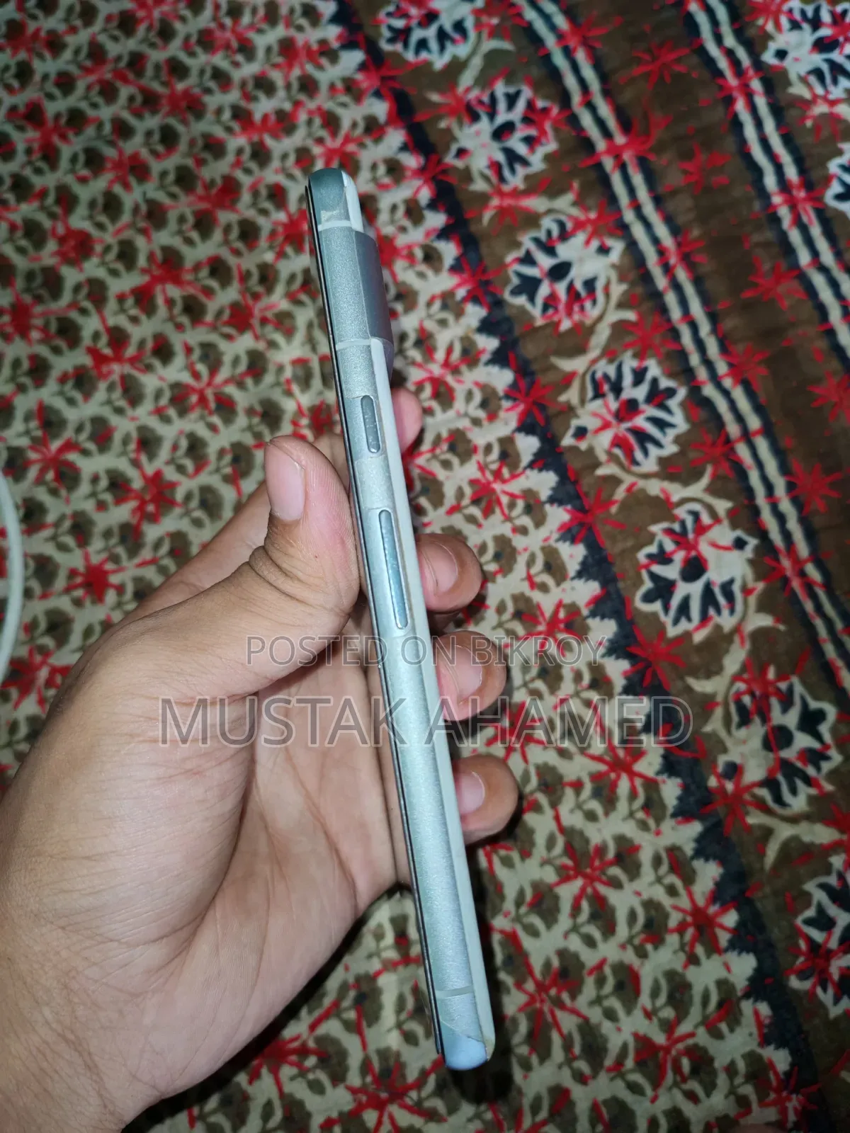 গুগল পিক্সেল ৭ ১২৮ জিবি সাদা