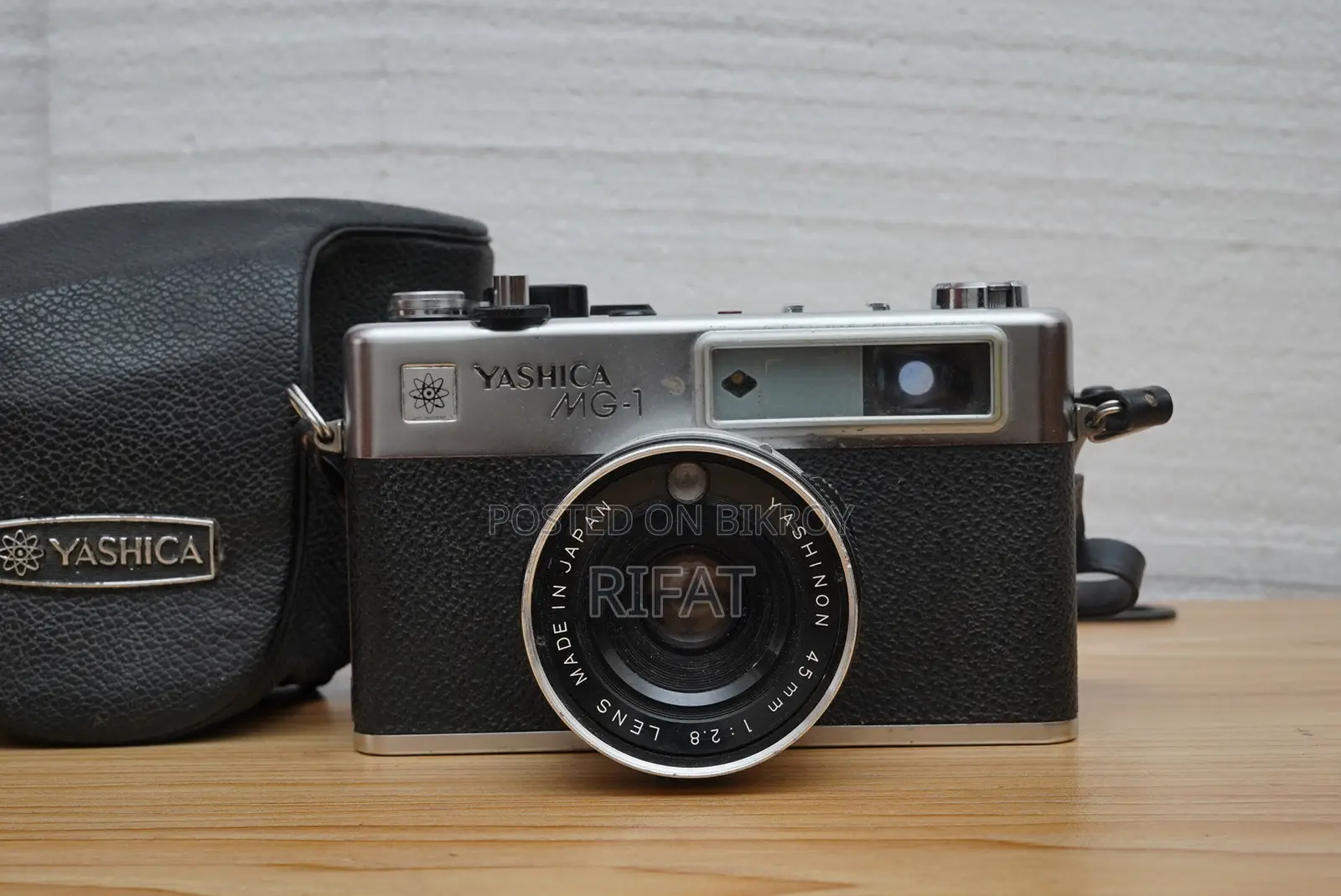 Yashica Mg 1