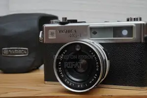 Yashica Mg 1
