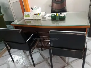 Office table + 2 chairs