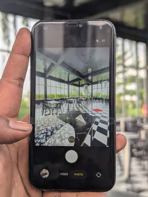 অ্যাপল আইফোন ১১ ১২৮ জিবি কালো