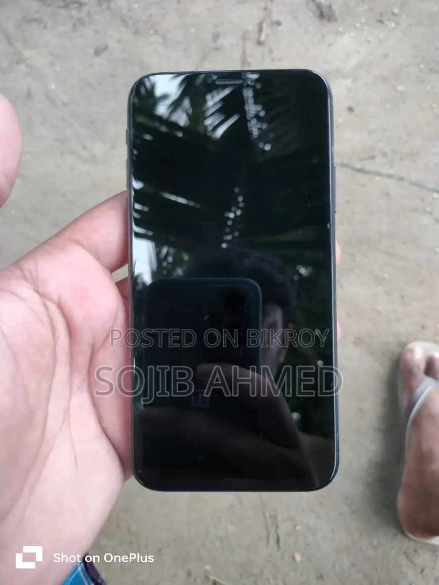 Apple iPhone X 64 GB Black
