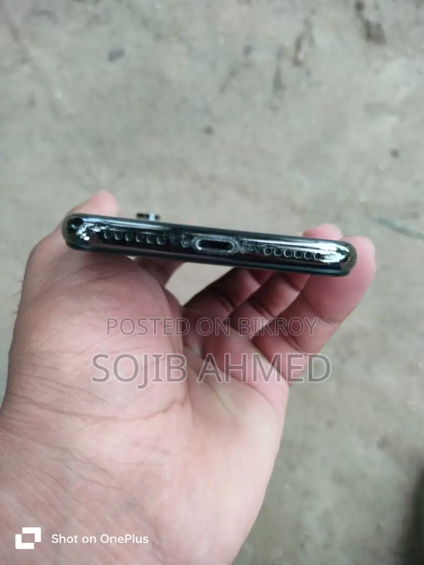 Apple iPhone X 64 GB Black