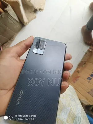 Vivo V20 128 GB Black