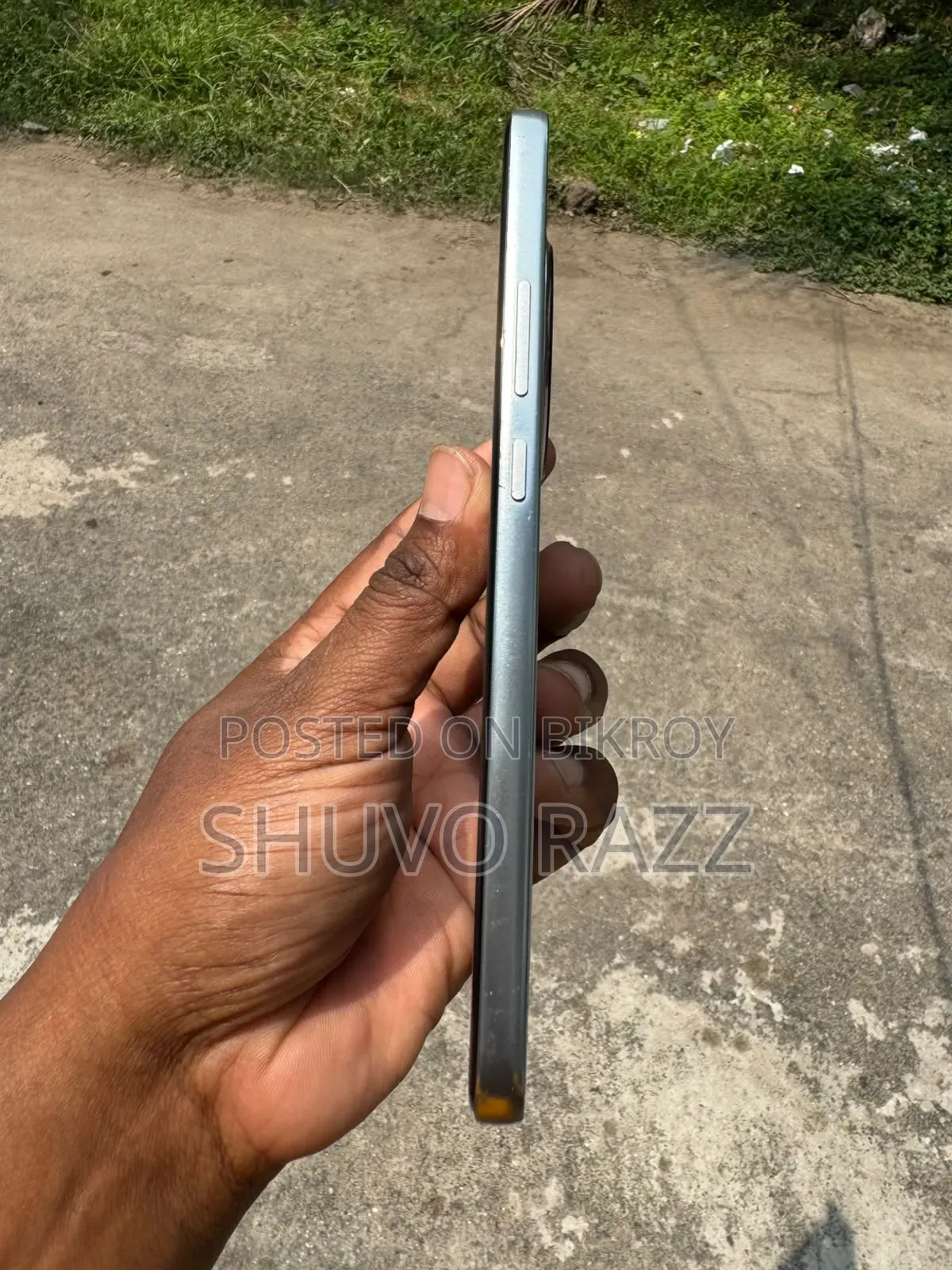 New Oppo F29 256 GB Silver