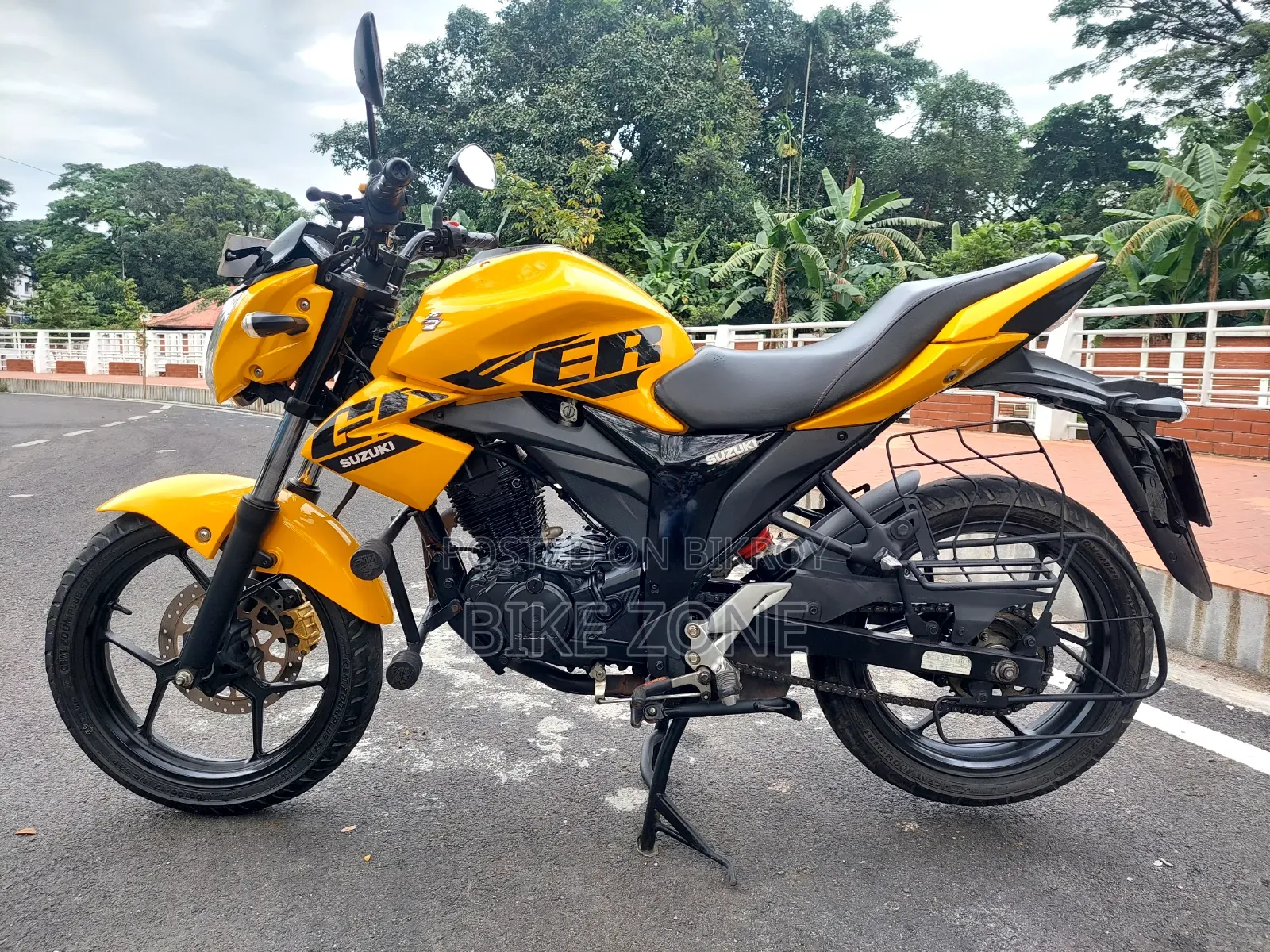 Suzuki Gixxer Monotone 2024 Yellow