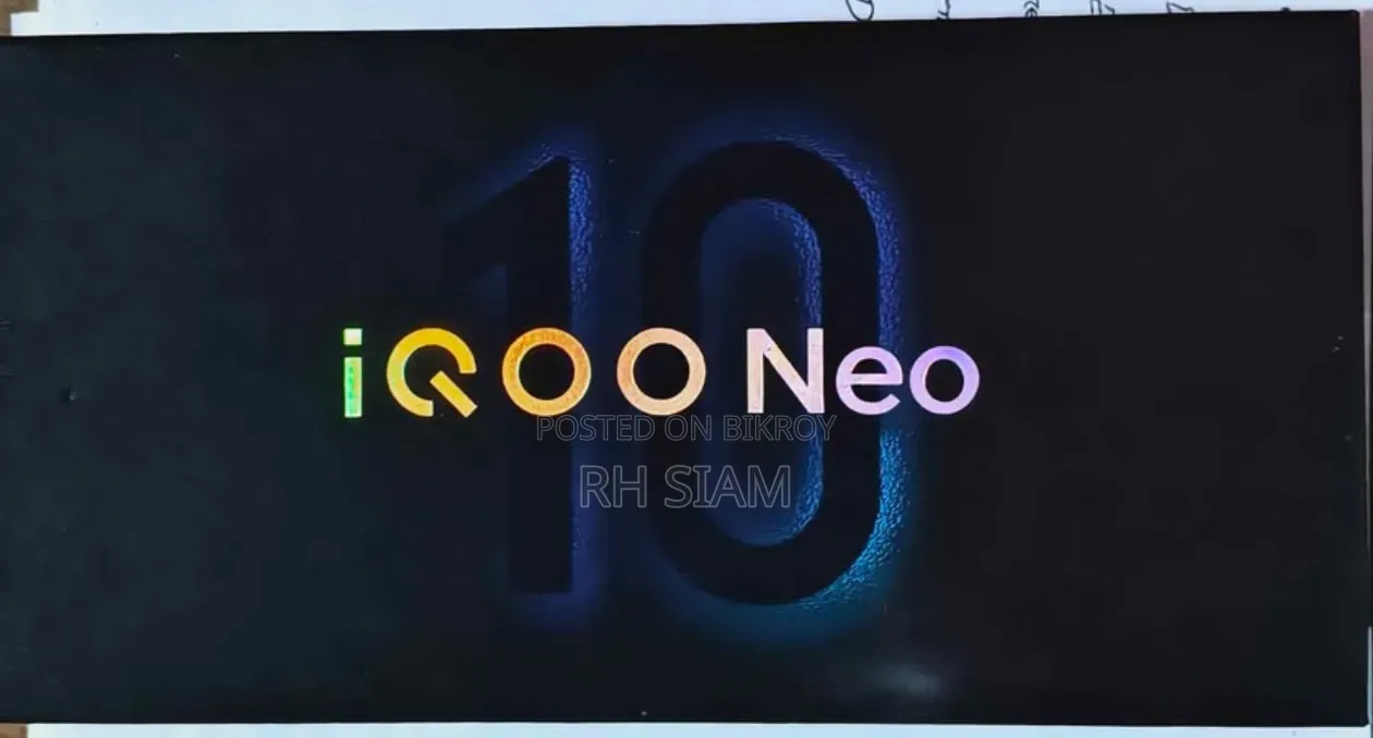 iQOO 256 GB White