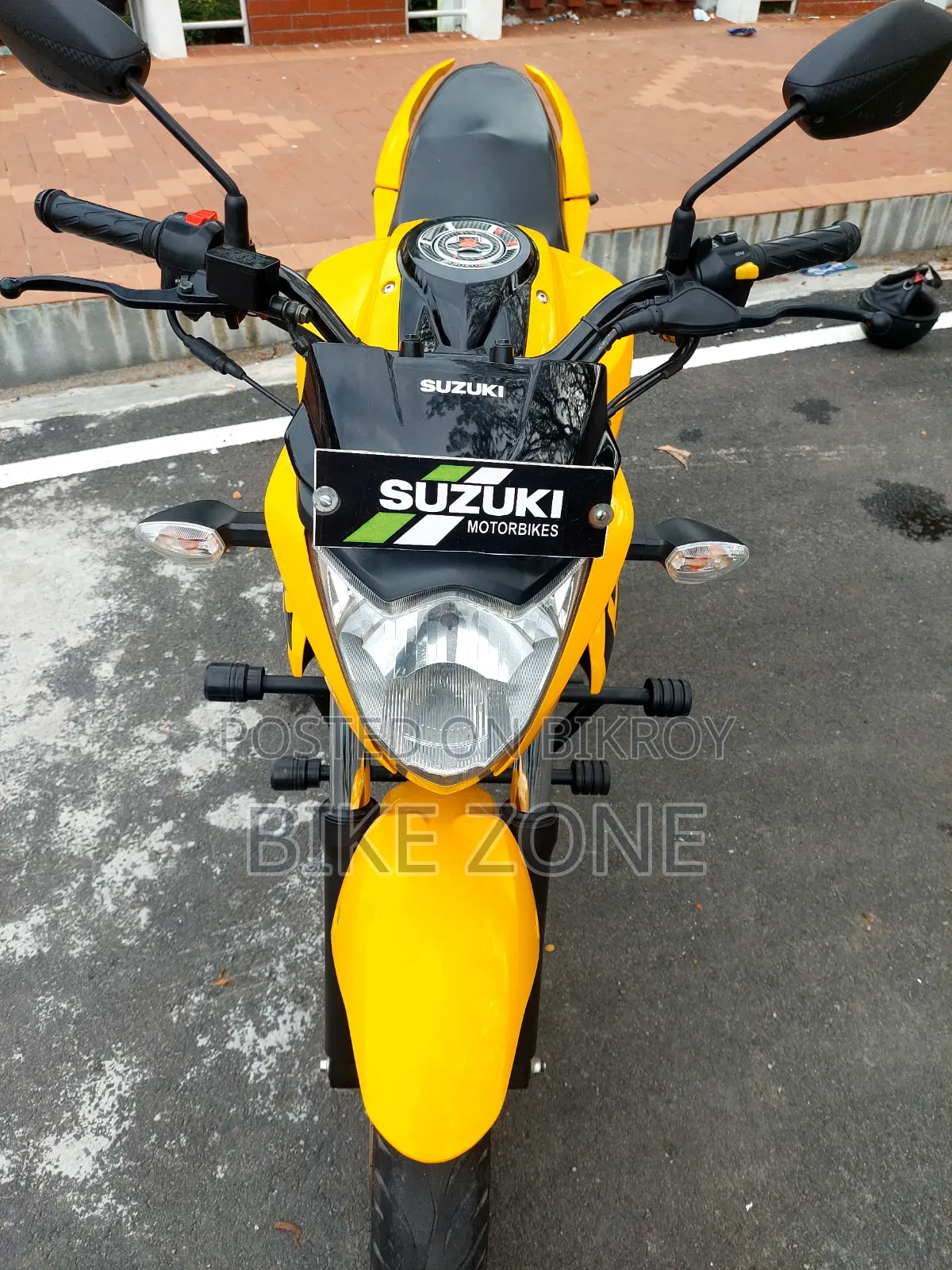 Suzuki Gixxer Monotone 2024 Yellow
