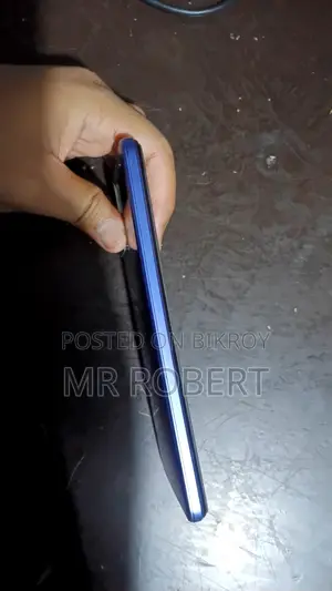 Vivo Y21 64 GB Blue