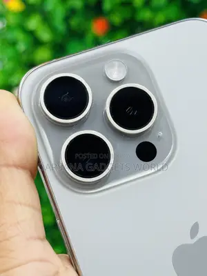 Apple iPhone 15 Pro 128 GB Gray