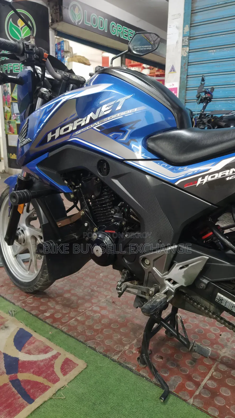 হোন্ডা হরনেট ২০২০ নীল