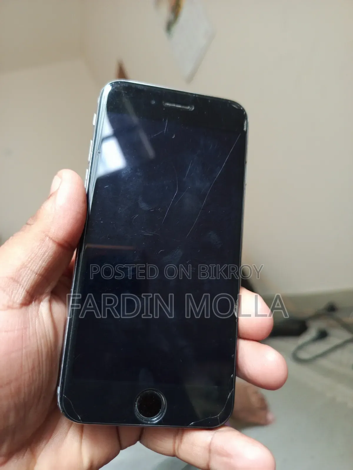 Apple iPhone 6s 64 GB White