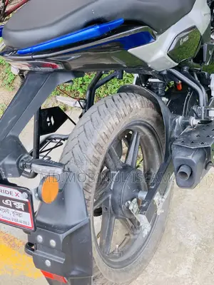 নতুন Hero Xtreme 125R 2025 নীল