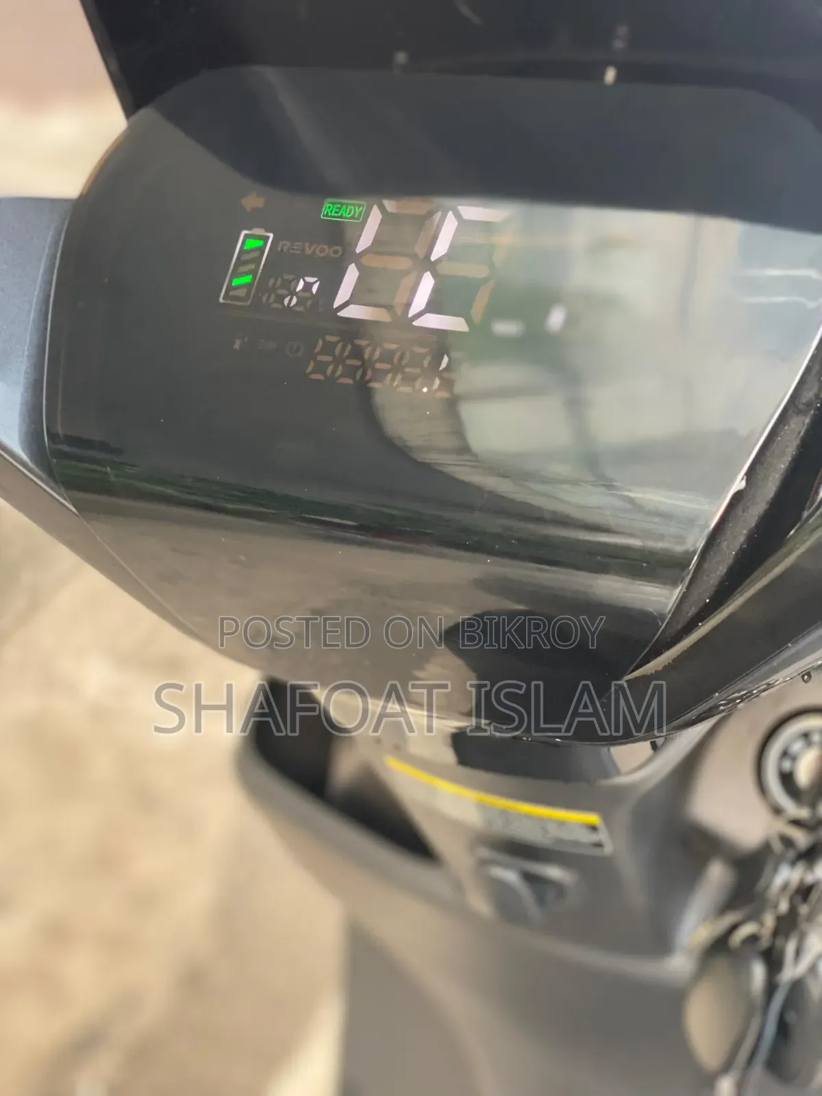 নতুন Revoo A12 ২০২৬ গ্রে