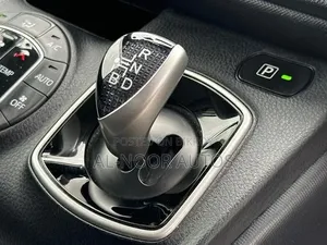 Toyota Noah 2021 Silver