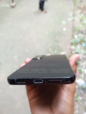 Samsung Galaxy S22+ 5G 128 GB Black