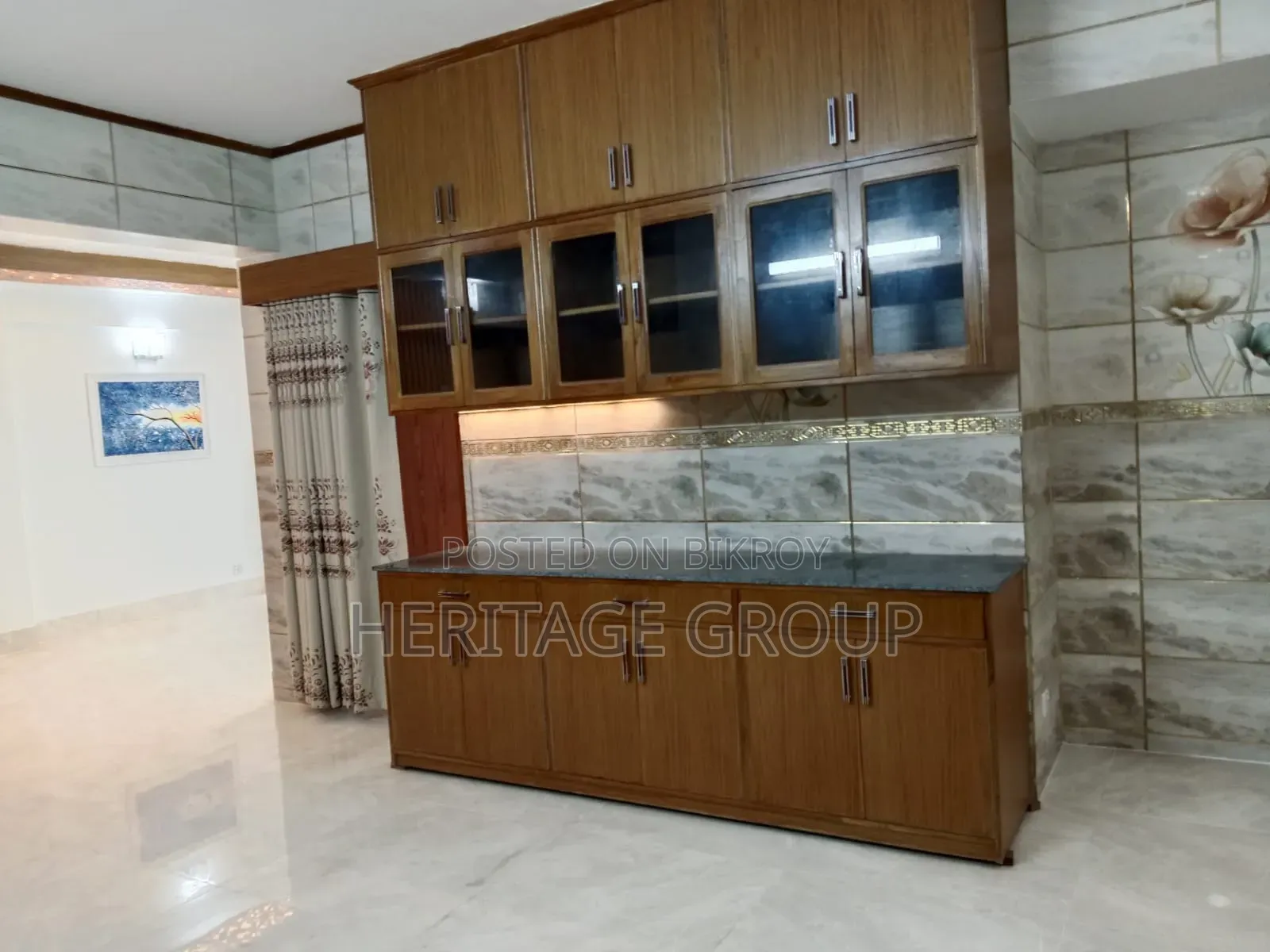 Furnished 3-bedroom Apartment in Shaheen Cottage, Mogbazar for rent