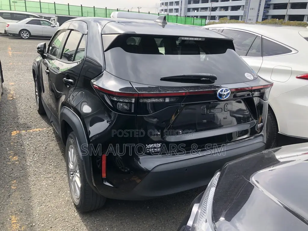 Toyota Yaris Cross 1.5 Hybrid FWD 2021 Black