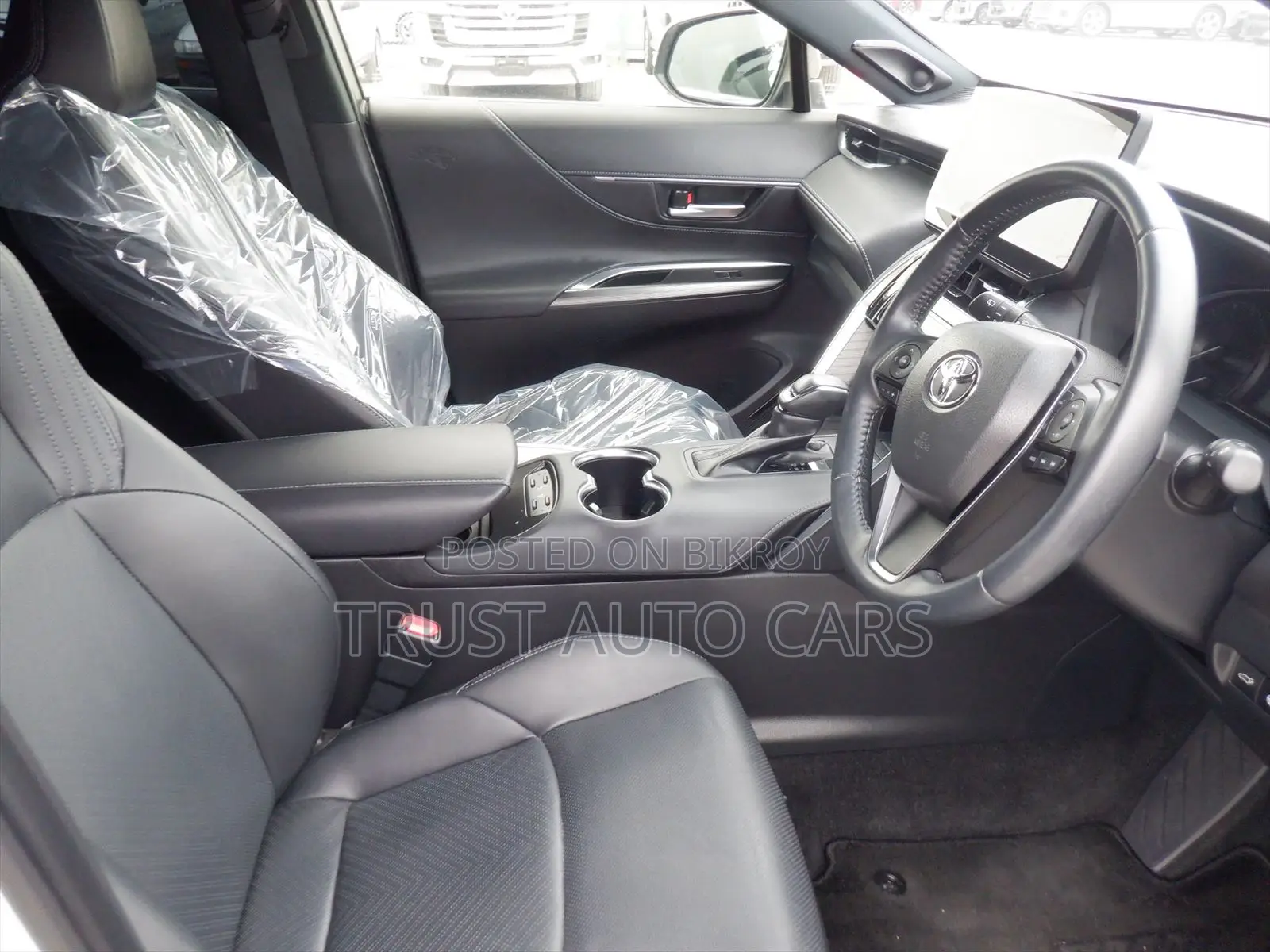 Toyota Harrier 2.0 2021 Pearl