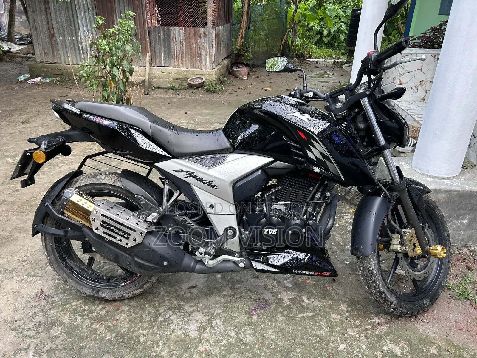 TVS Apache RTR 160 4V 2023 Black