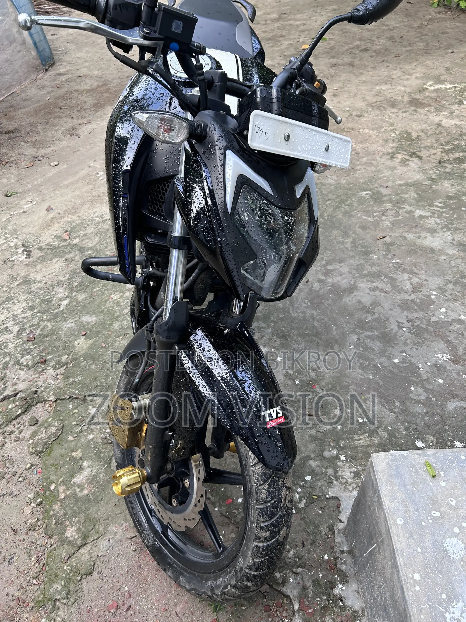TVS Apache RTR 160 4V 2023 Black