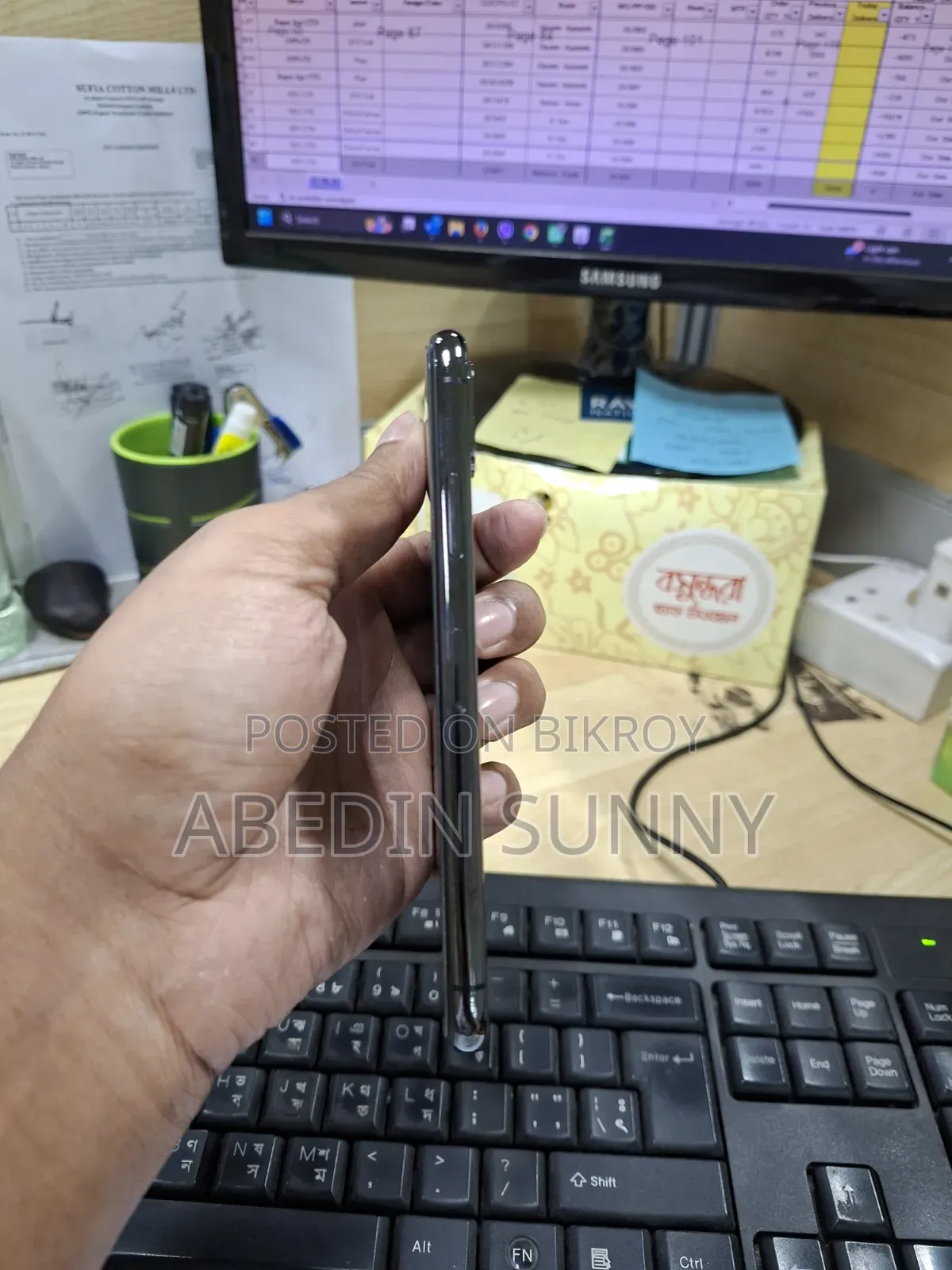 Apple iPhone X 64 GB Black