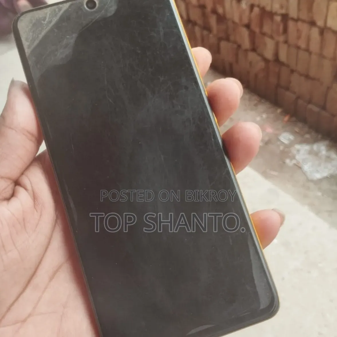 Mobile Phone 256 GB Yellow