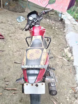TVS Metro 2017 Red