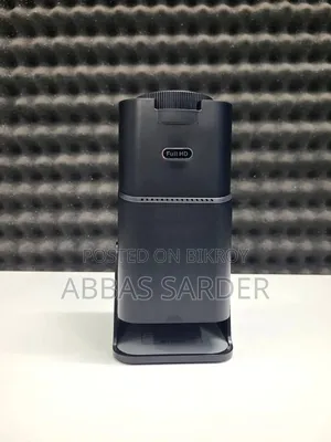 Hy 320 Projector