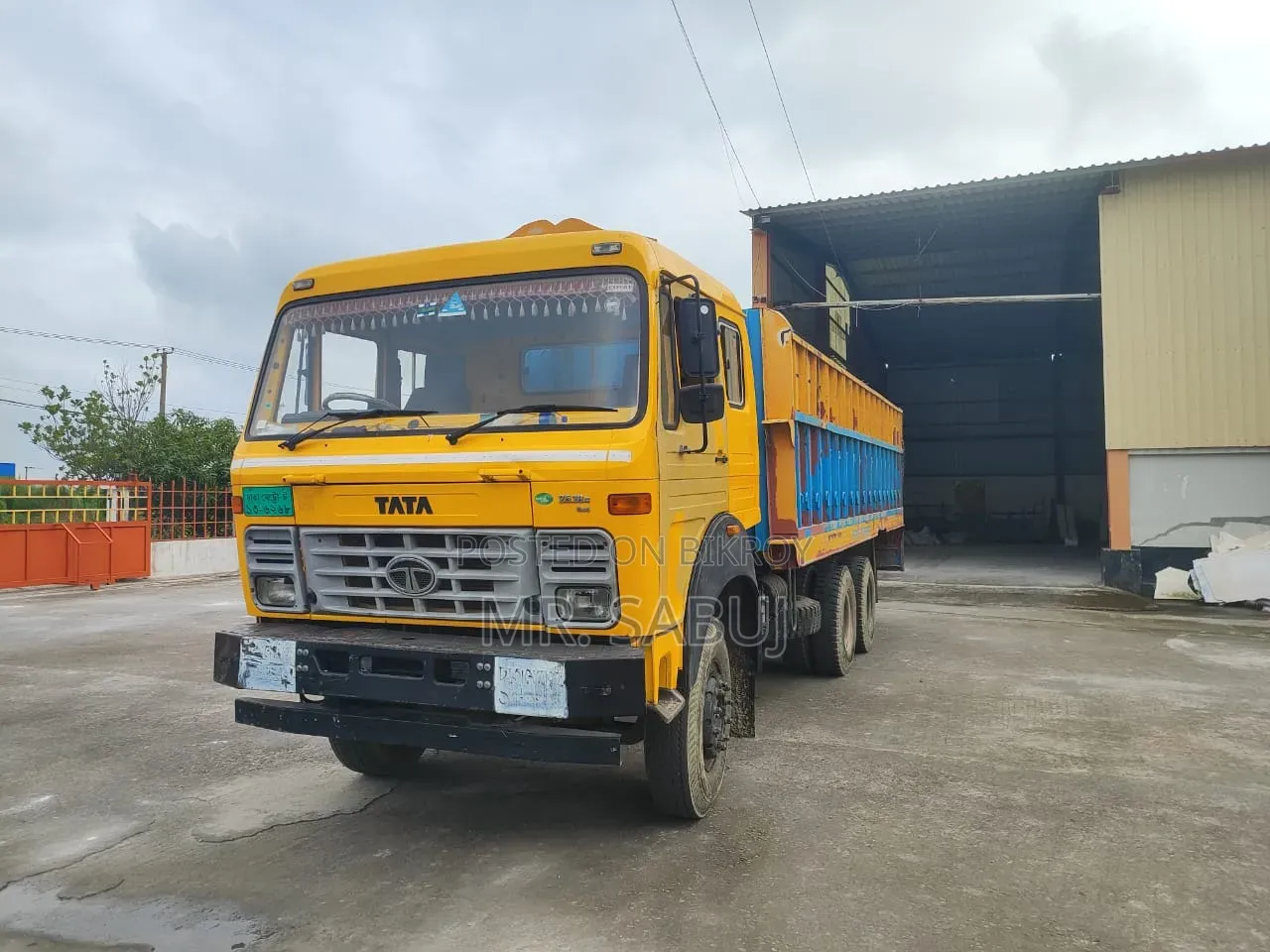 Fully Fresh Tata Heavy Used Truck for Sale