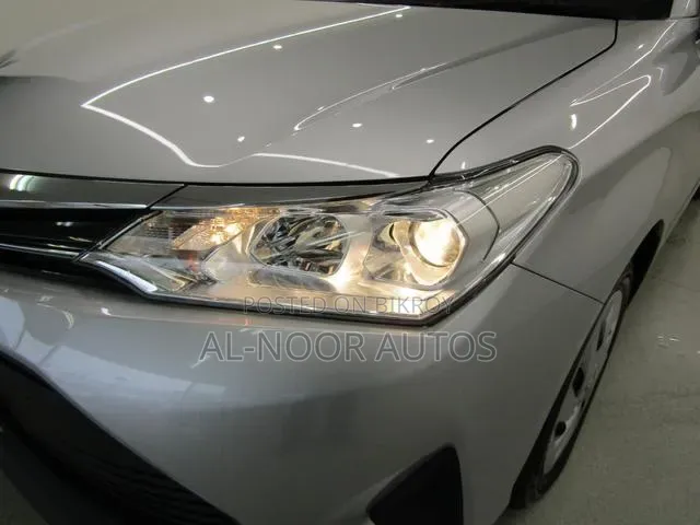 Toyota Corolla Fielder 2021 Silver