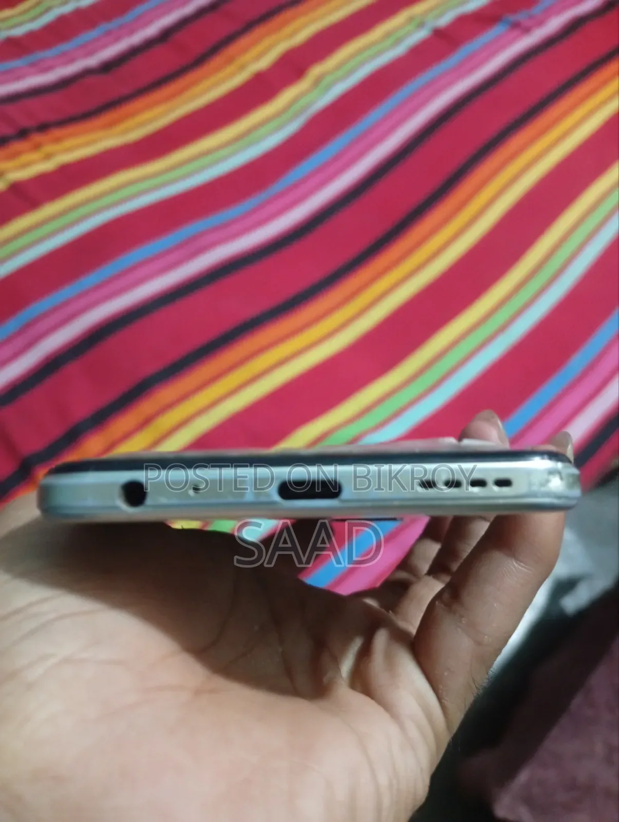 ভিভো ওয়াই৩৩এস ১২৮ জিবি গোল্ড