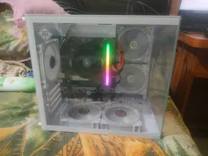 Desktop Computer 16GB AMD Ryzen 7 SSD 512GB