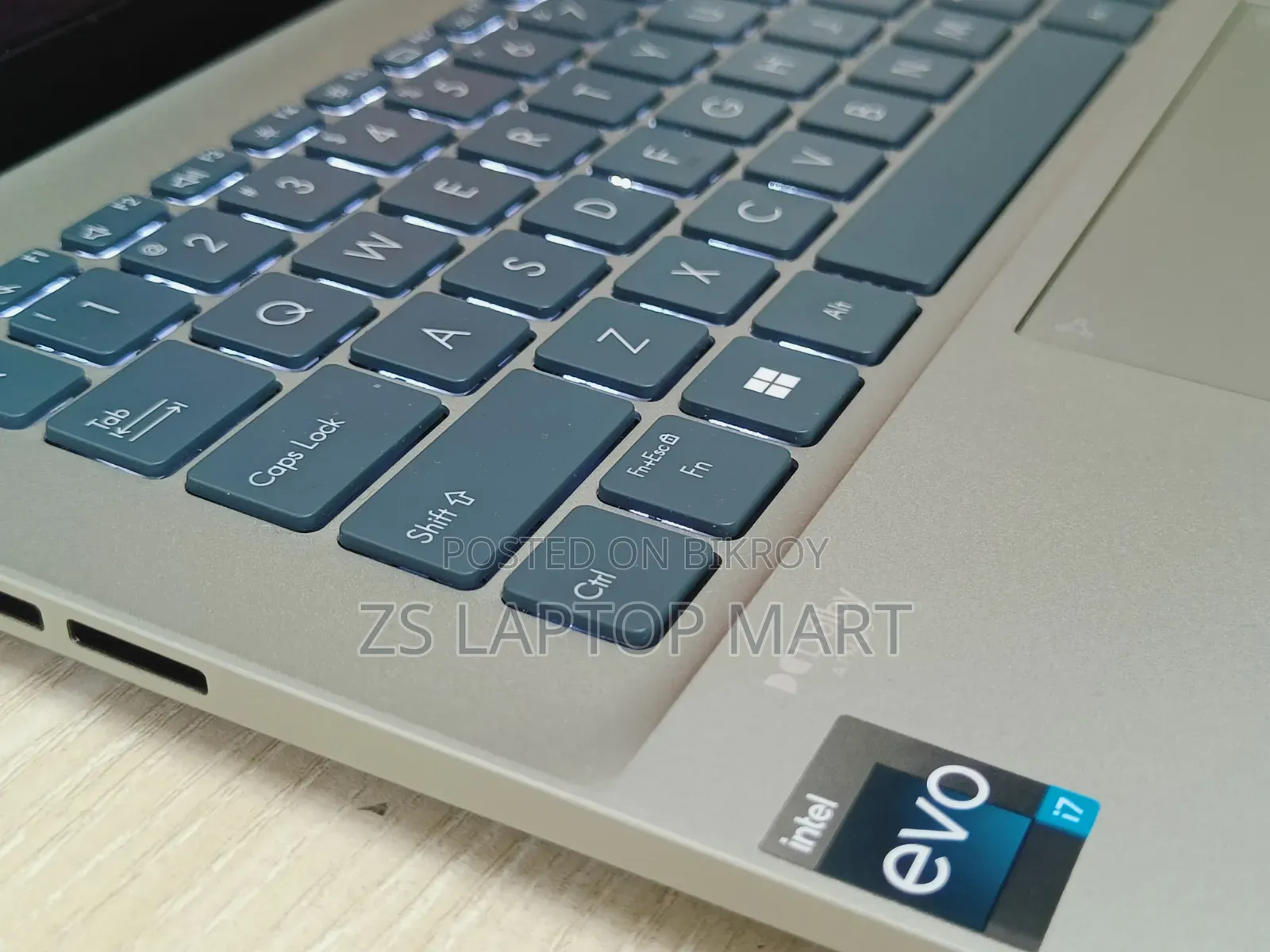 Laptop Asus Zenbook S 14 OLED 16GB Intel Core I5 SSD 512GB