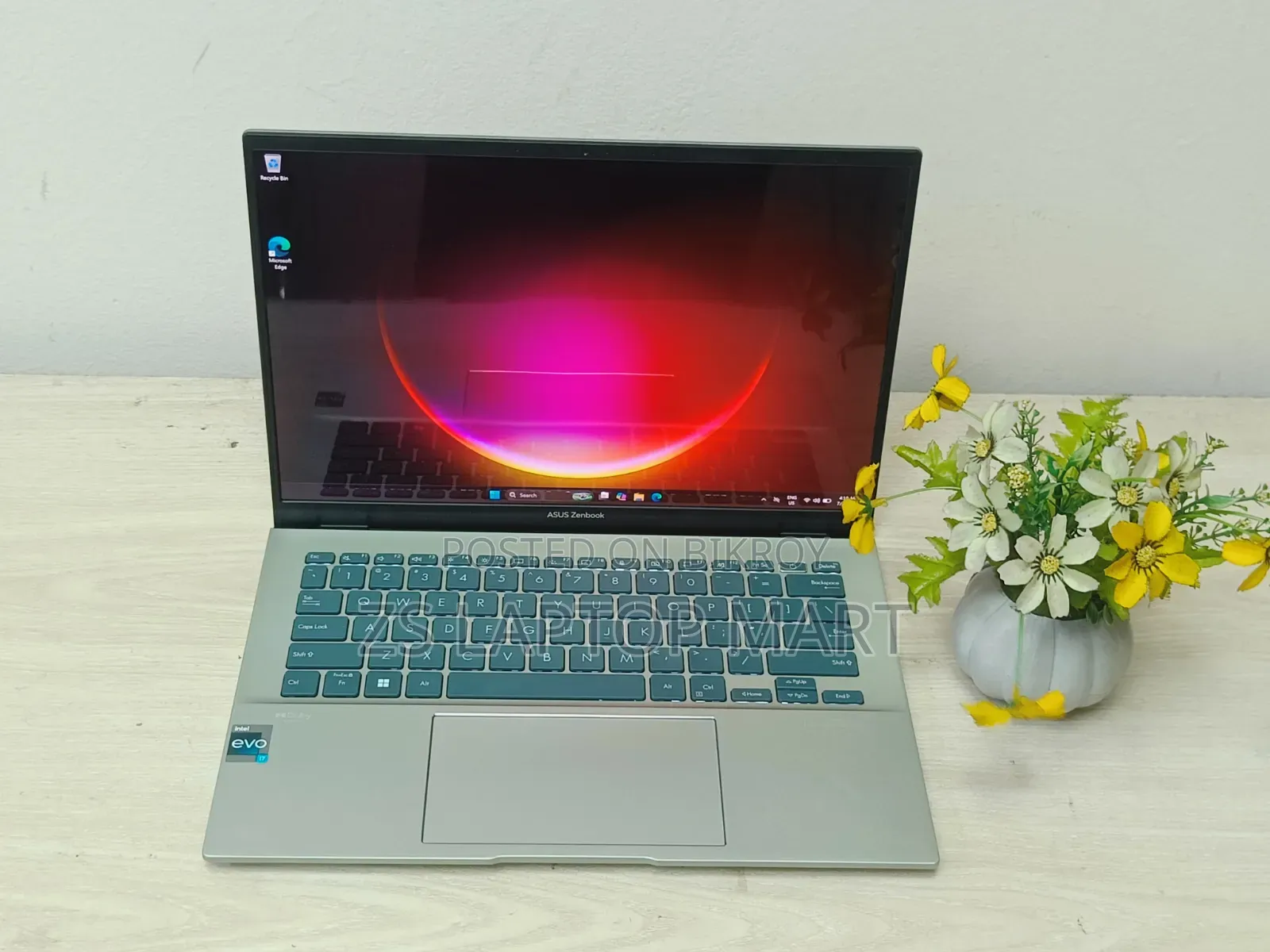 Laptop Asus Zenbook S 14 OLED 16GB Intel Core I5 SSD 512GB