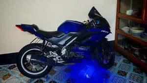 ইয়ামাহা আর১৫ ভি৩ ২০২২ ব্লু