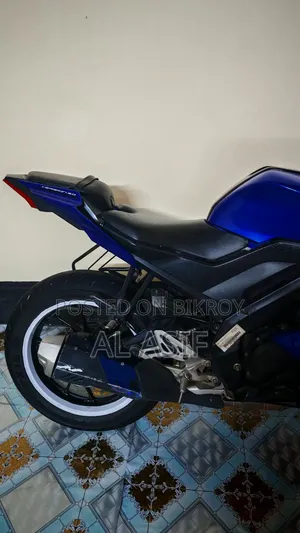 ইয়ামাহা আর১৫ ভি৩ ২০২২ ব্লু