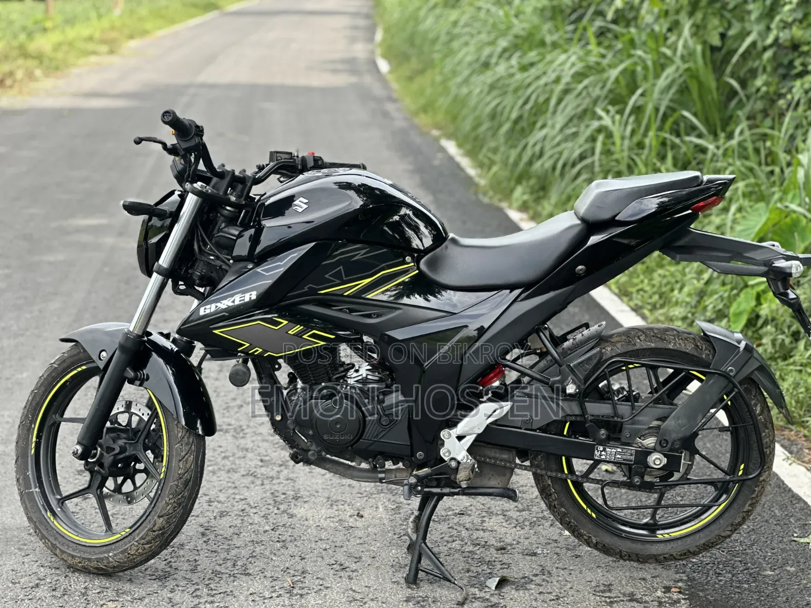সুজুকি জিক্সার মনোটোন ২০২৩ ব্ল্যাক
