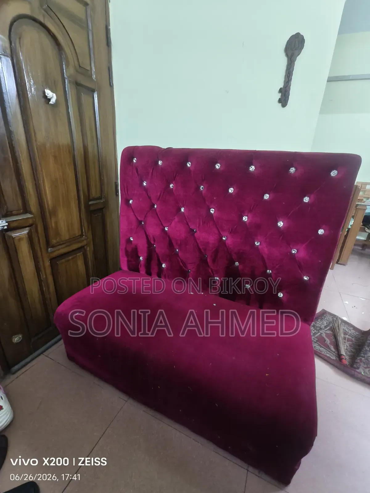 Sofa Set 5 Seater. Red Colour Ta 4 Seat Er Kather Ta 5 Seat Er