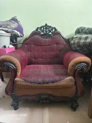 Sofa Set 5 Seater. Red Colour Ta 4 Seat Er Kather Ta 5 Seat Er