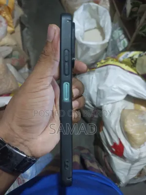 Symphony Z70 64 GB Black