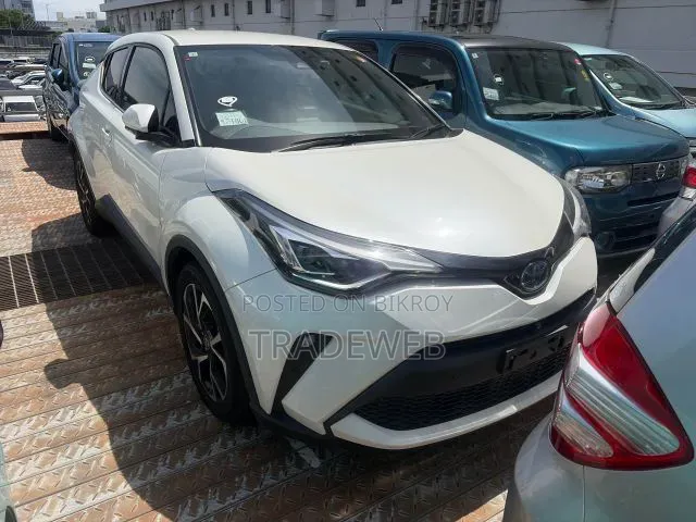Toyota C-HR 2021 Pearl
