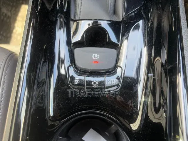 Toyota C-HR 2021 Pearl