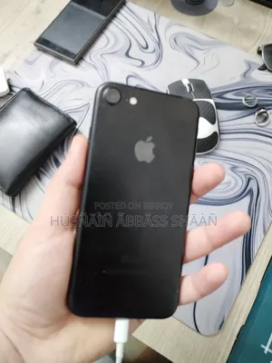 Apple iPhone 7 32 GB Black