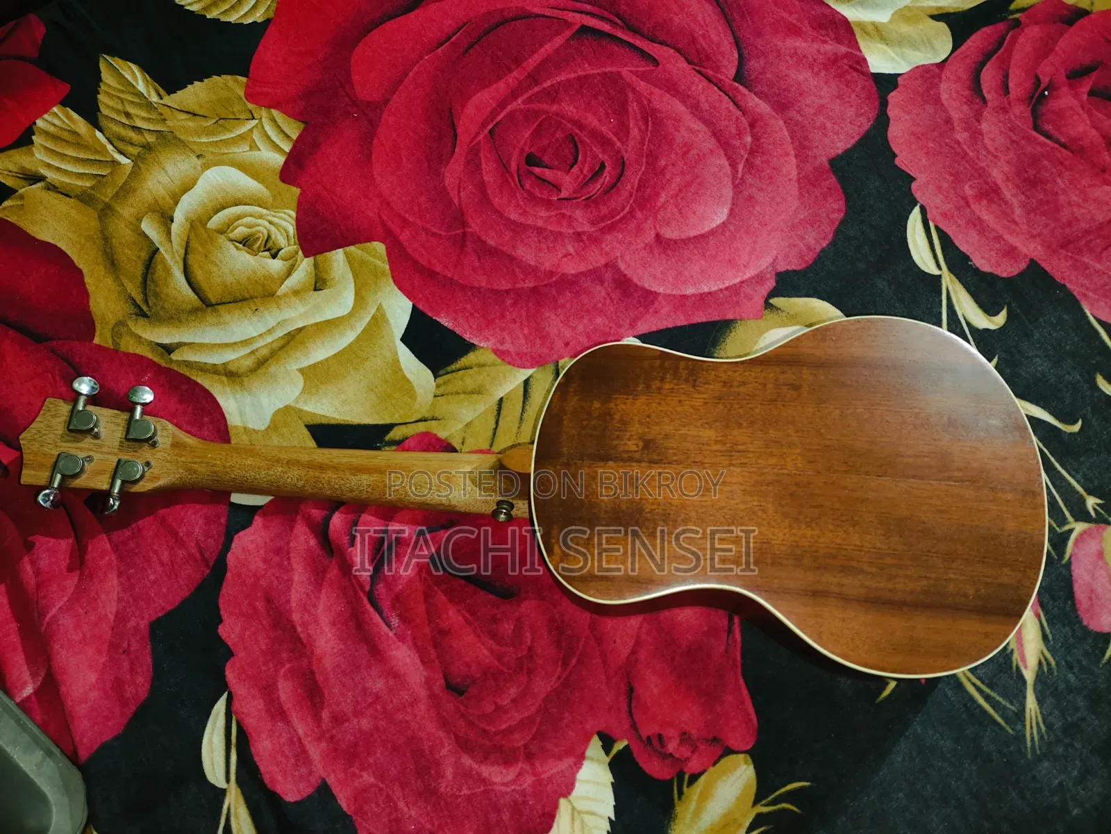 Urgent Ukulele Sell Post.