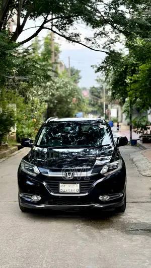 হোন্ডা ভেজেল এসভি প্রিমিয়াম ২০১৪ কালো
