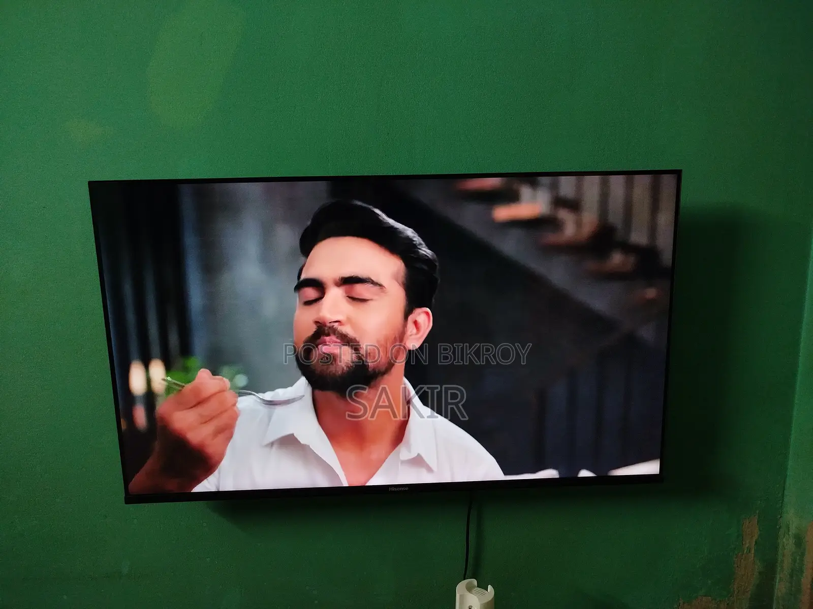 Hisence Tv and Lg Refrigerator Are Up for Sell
