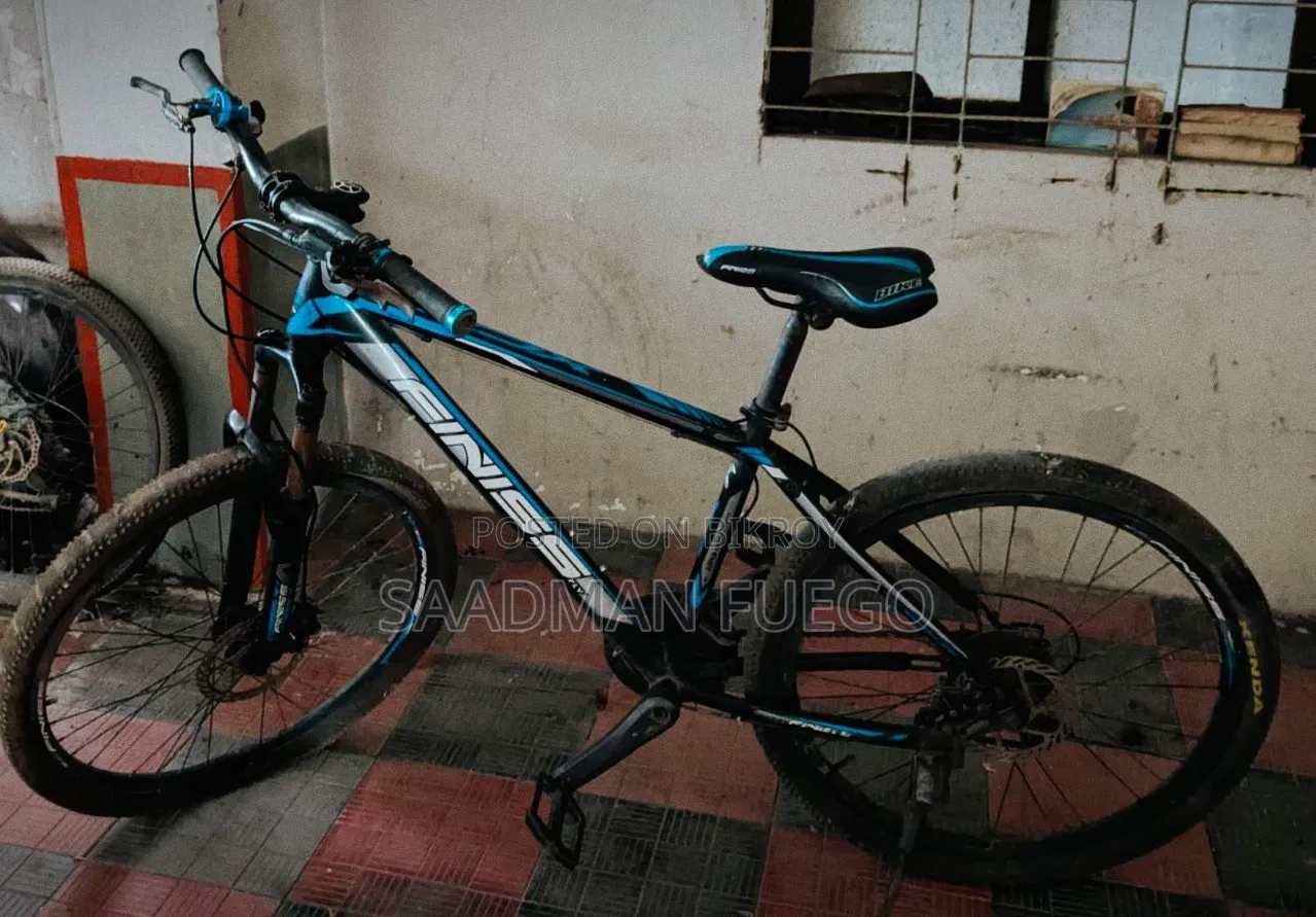 Royal Bicycle 2022 Black