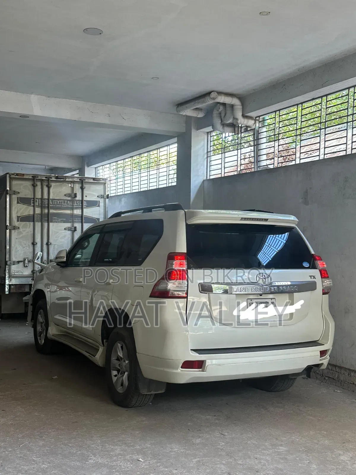 টয়োটা ল্যান্ড ক্রুজার প্রাডো ২০১২ পার্ল