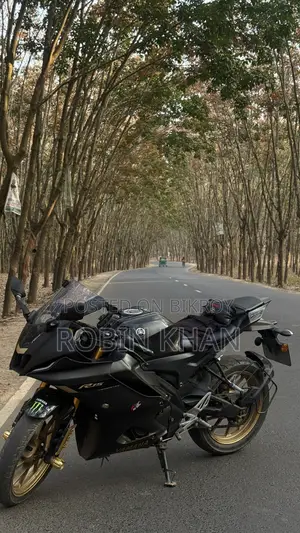 Yamaha 2023 Black